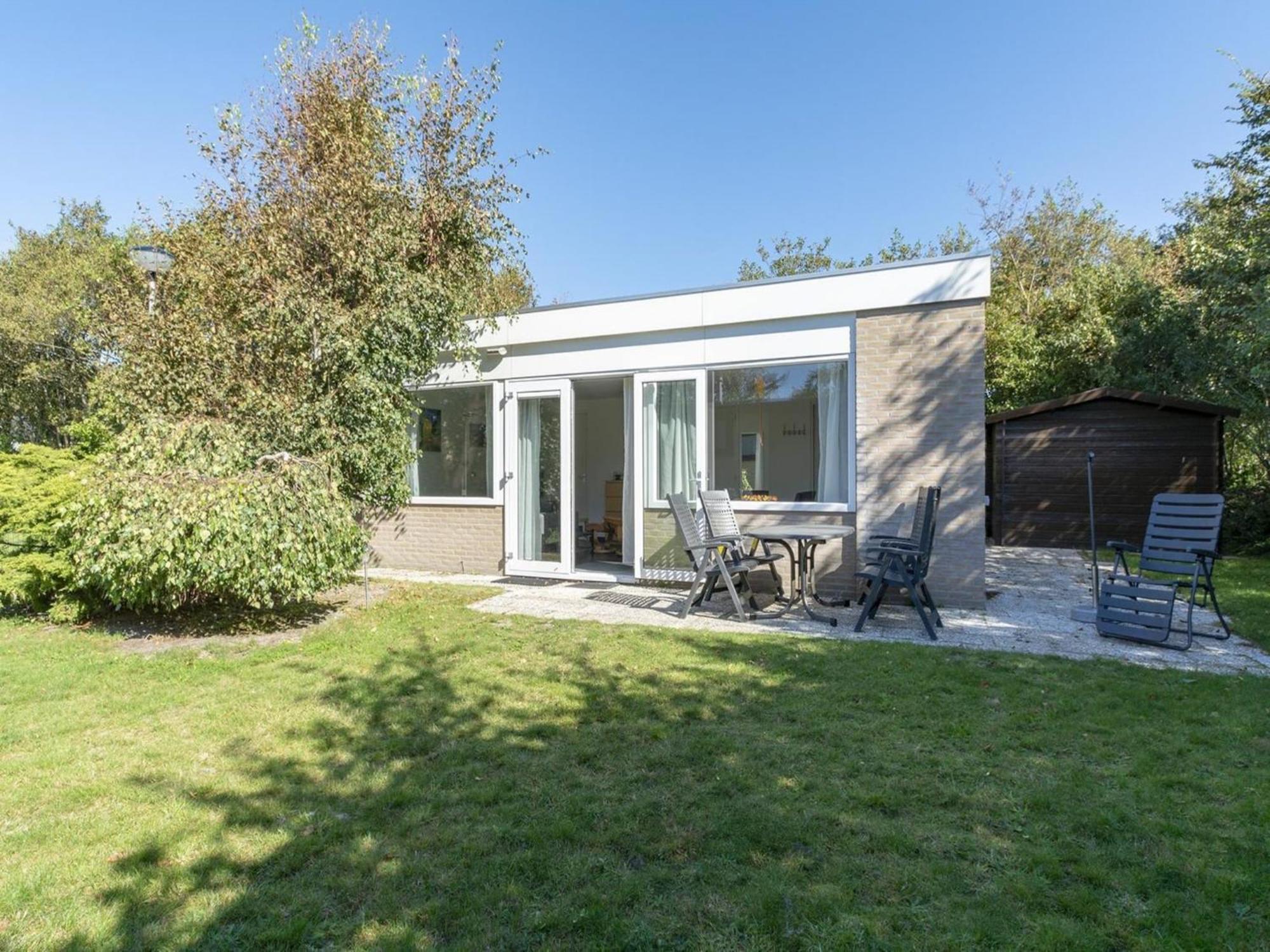 Alluring Seaside Holiday Home Callantsoog Exterior photo